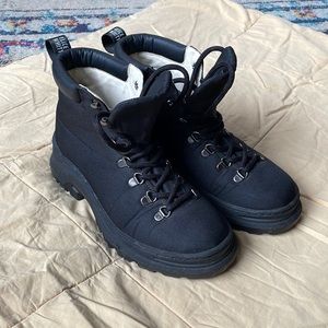 Thesus Outdoor boot: The Weekender